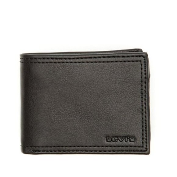 Levi's RFID Protection Traveler Wallet - Picture 1 of 5